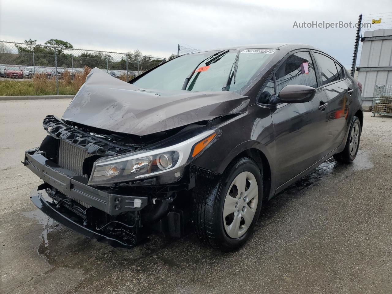 2018 Kia Forte Lx Коричневый vin: 3KPFK4A70JE175719