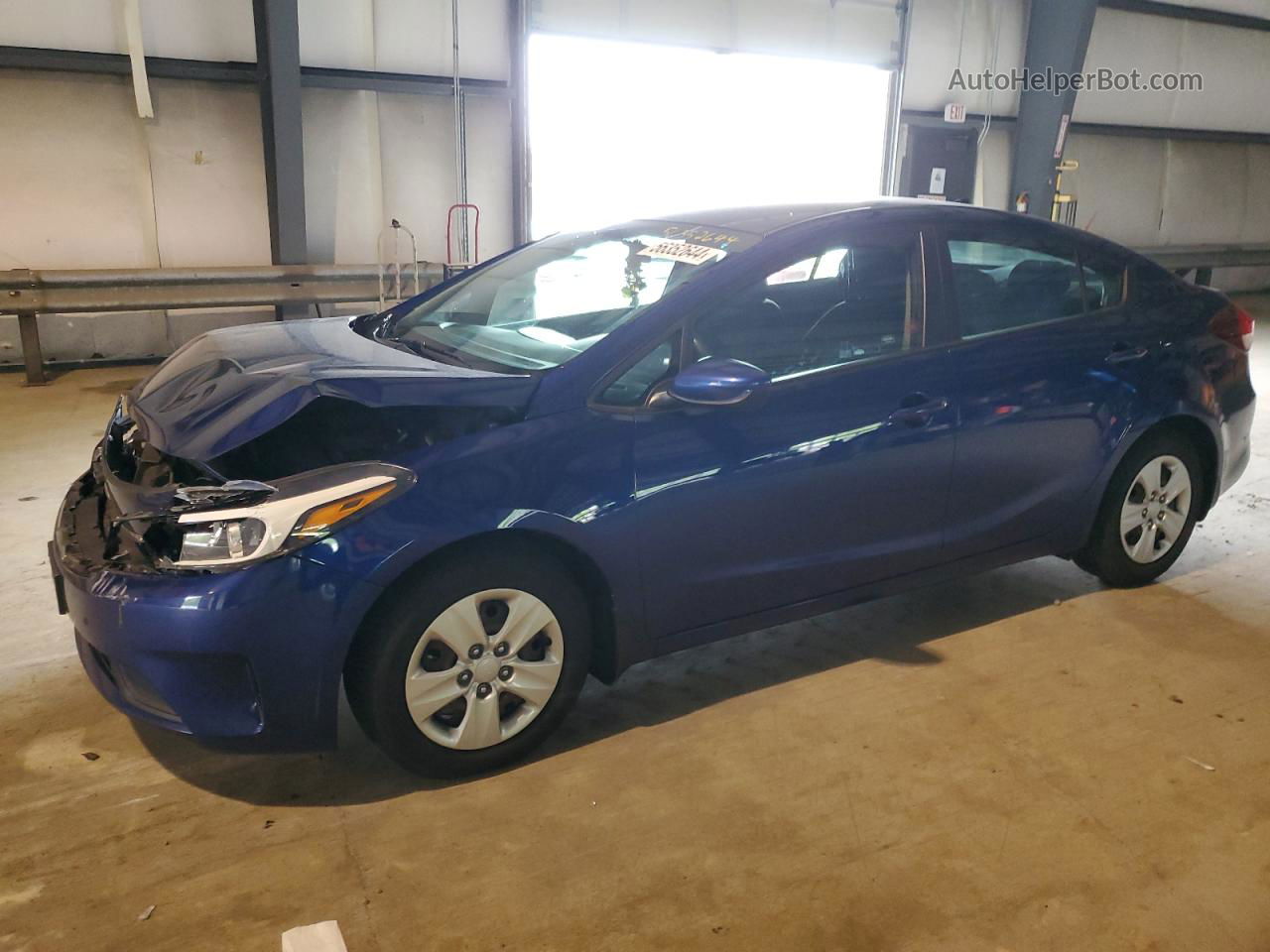 2018 Kia Forte Lx Blue vin: 3KPFK4A70JE182346