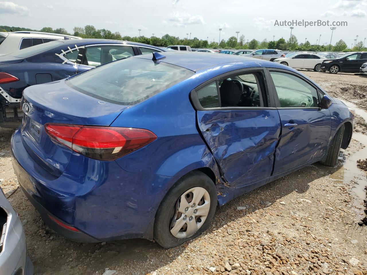 2018 Kia Forte Lx Blue vin: 3KPFK4A70JE203311