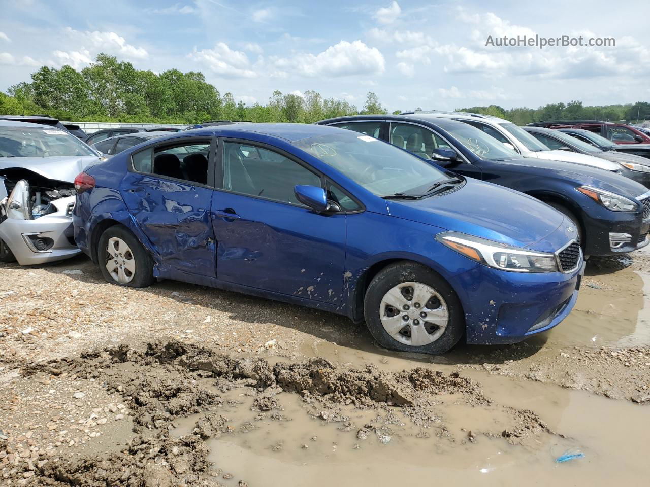 2018 Kia Forte Lx Синий vin: 3KPFK4A70JE203311