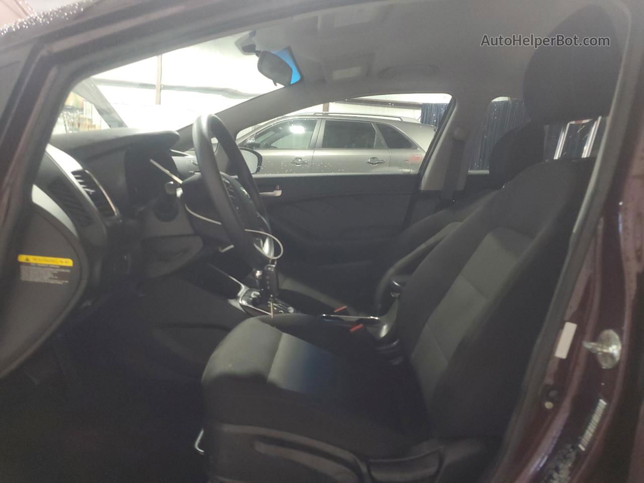 2018 Kia Forte Lx Maroon vin: 3KPFK4A70JE206595