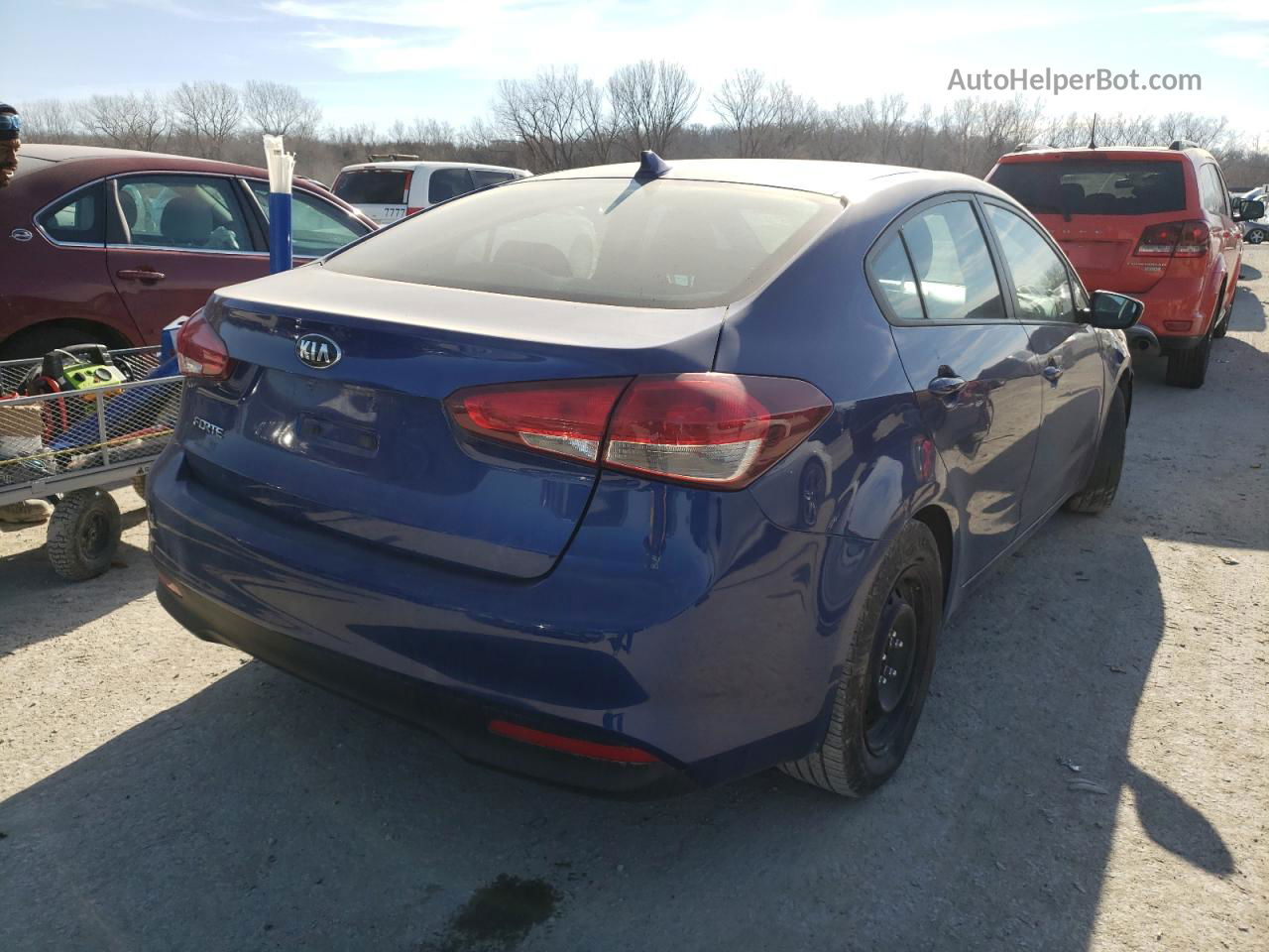 2018 Kia Forte Lx Синий vin: 3KPFK4A70JE211165