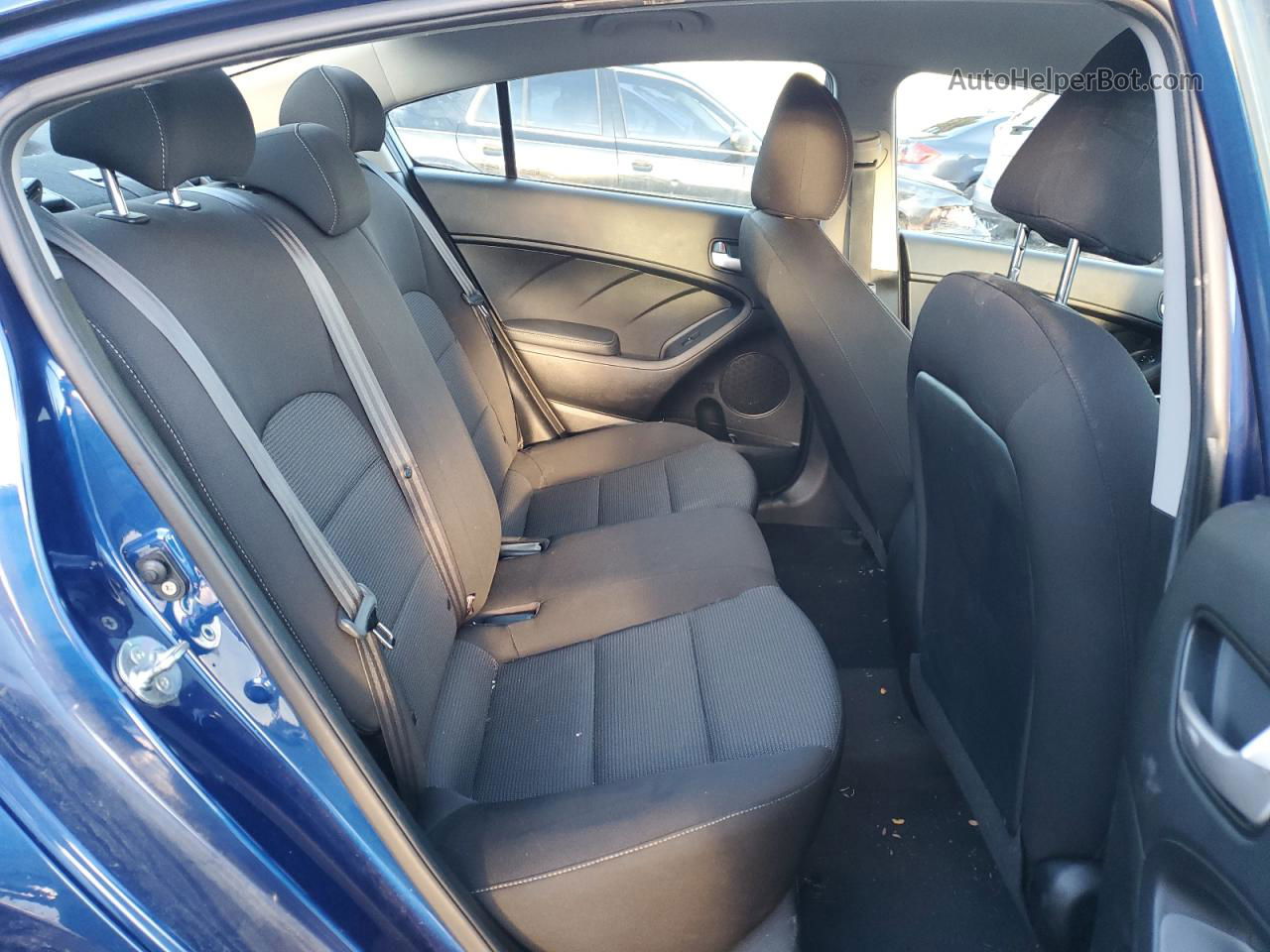 2018 Kia Forte Lx Blue vin: 3KPFK4A70JE259085