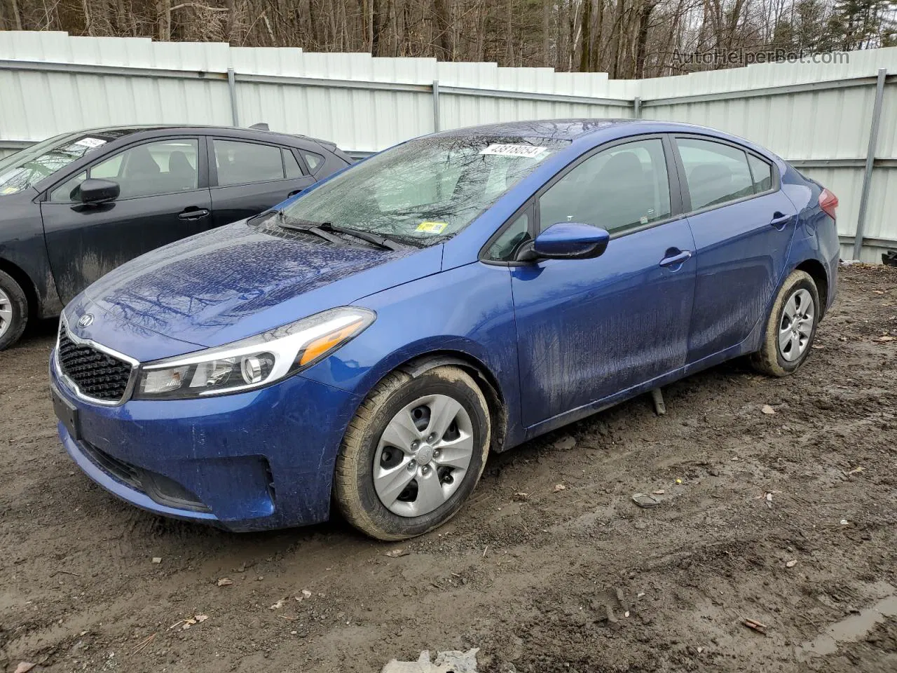 2018 Kia Forte Lx Blue vin: 3KPFK4A70JE272483