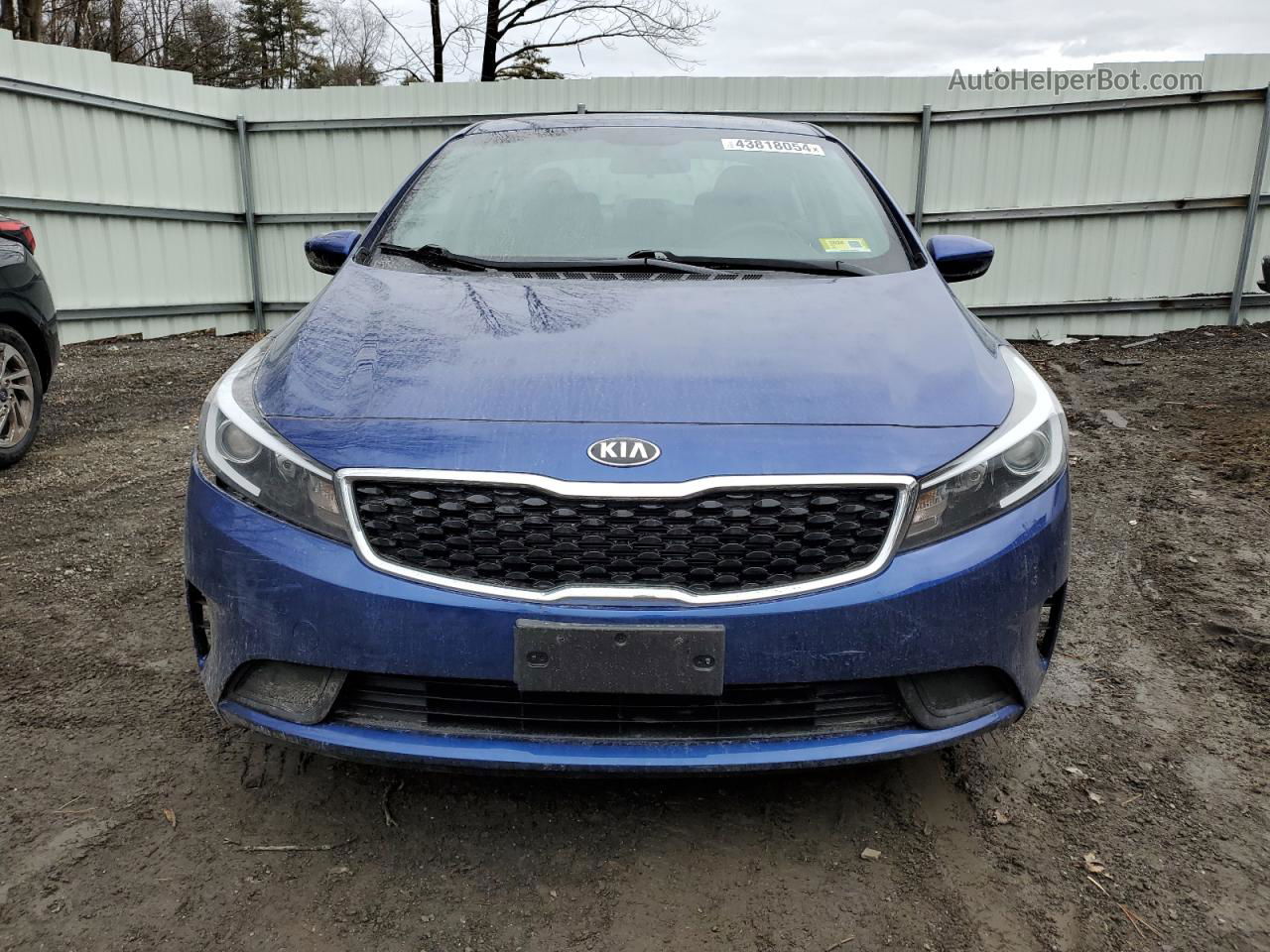 2018 Kia Forte Lx Blue vin: 3KPFK4A70JE272483