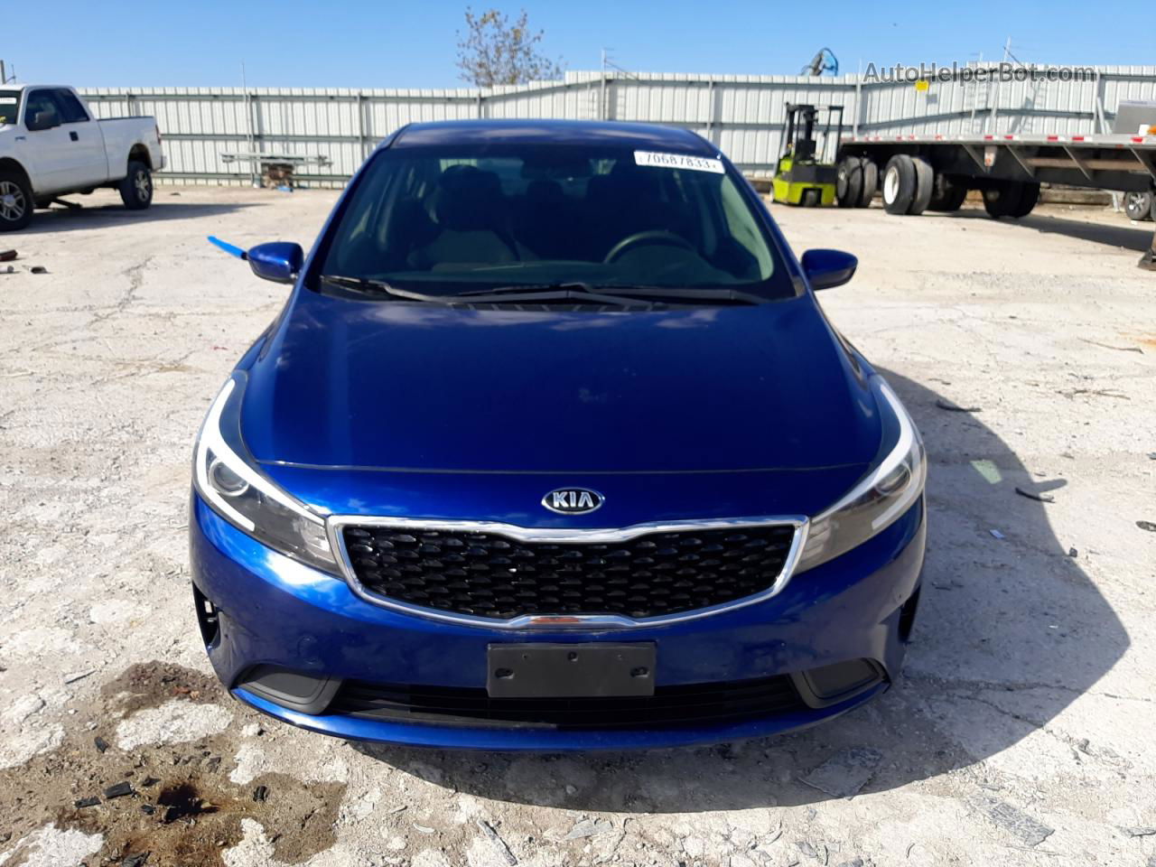 2018 Kia Forte Lx Blue vin: 3KPFK4A70JE273469