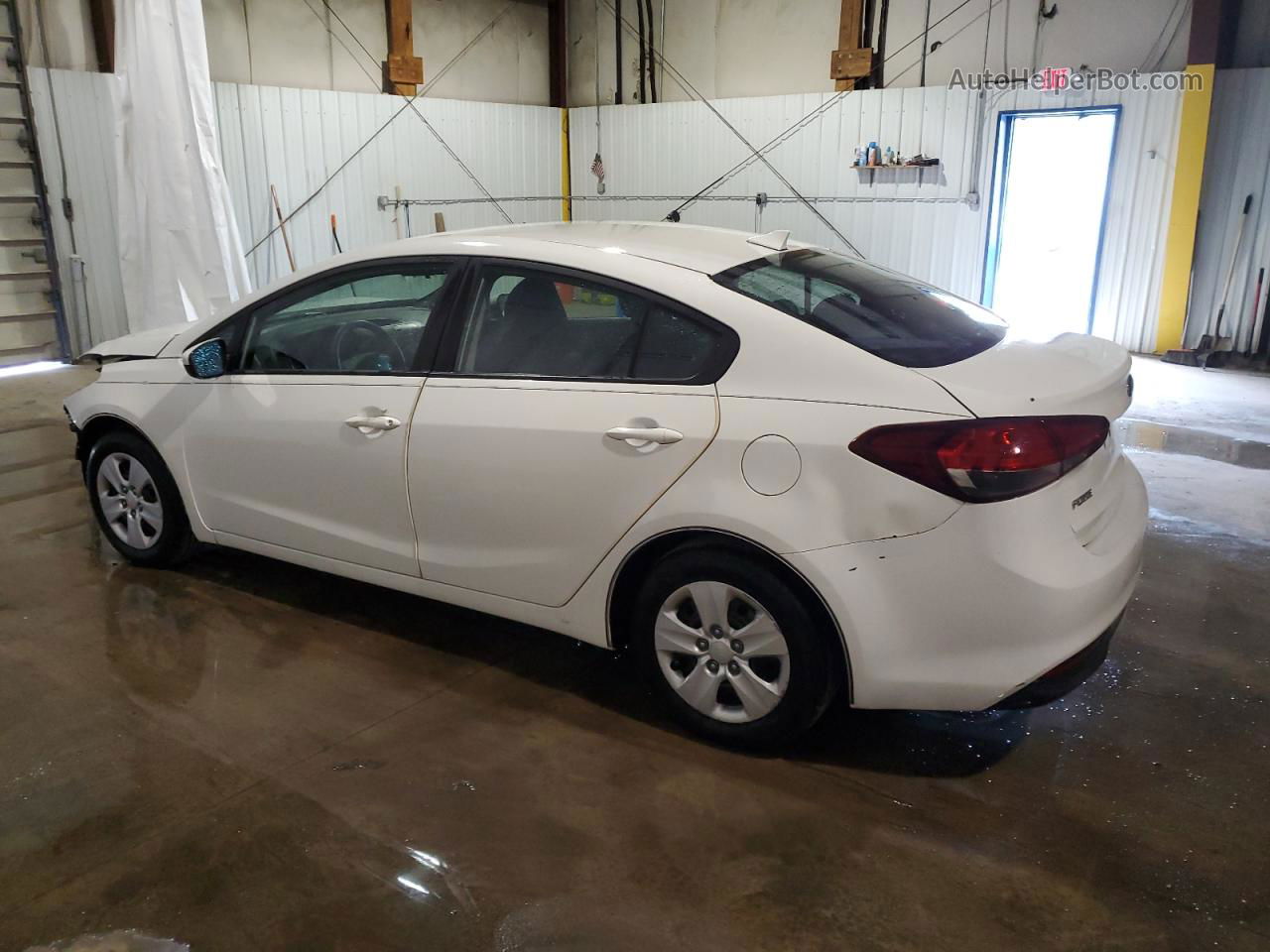 2017 Kia Forte Lx White vin: 3KPFK4A71HE029209