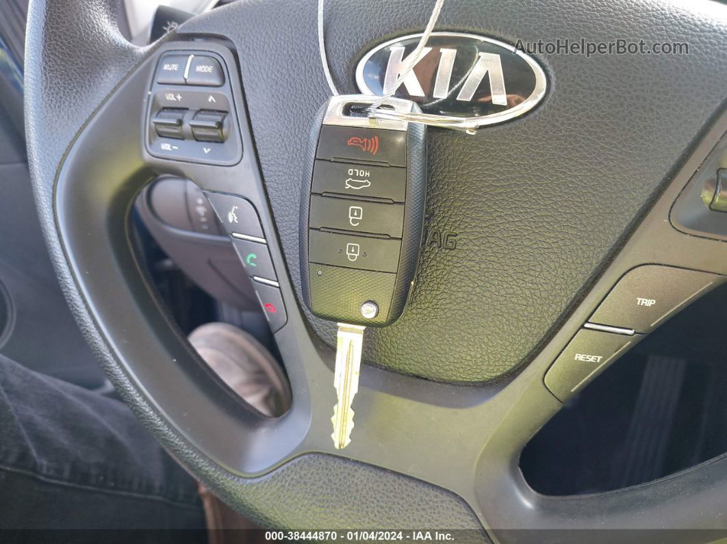 2018 Kia Forte Lx Blue vin: 3KPFK4A71JE240223