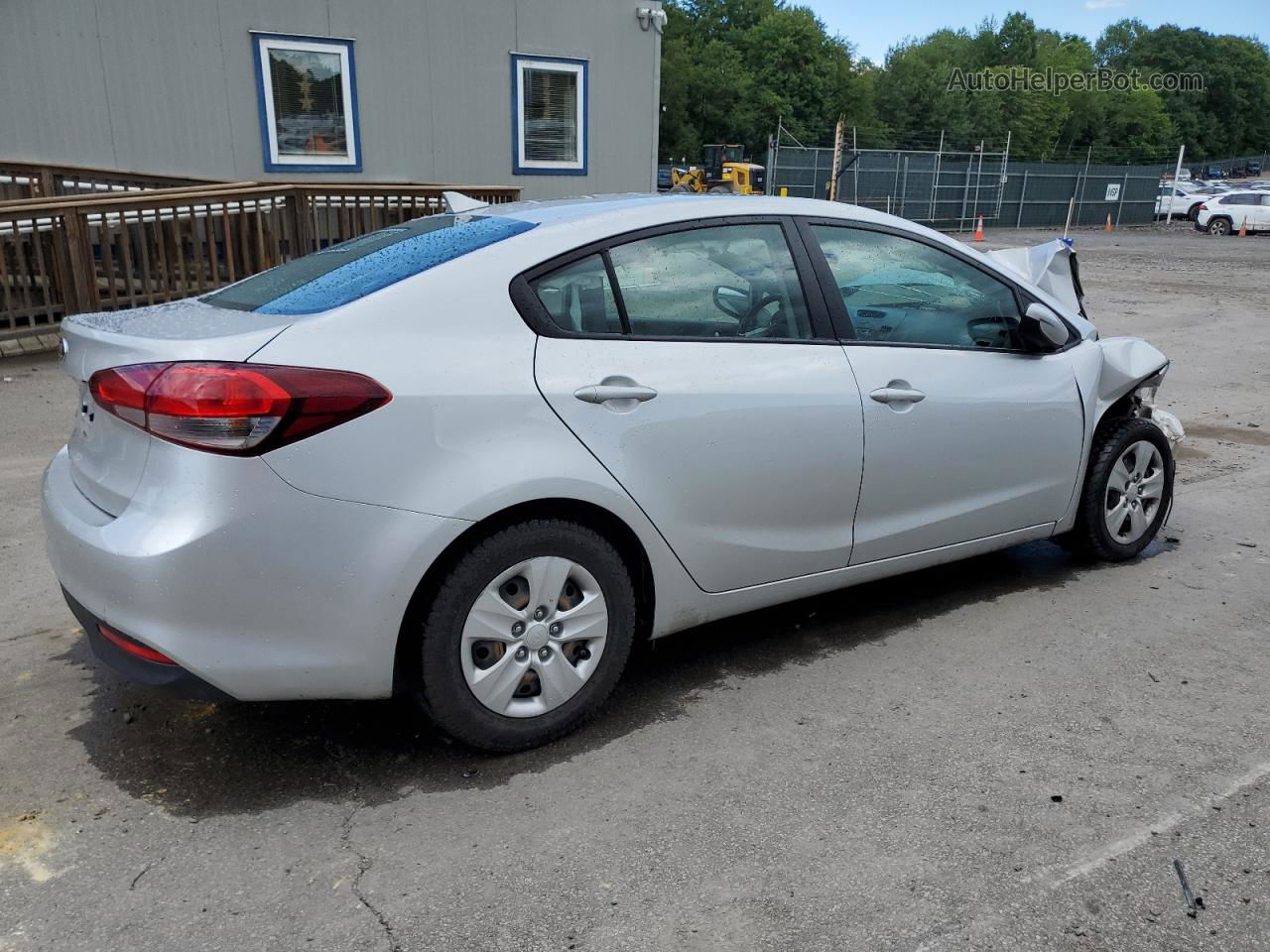 2018 Kia Forte Lx Silver vin: 3KPFK4A71JE269530