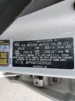 2018 Kia Forte Lx Silver vin: 3KPFK4A71JE269530