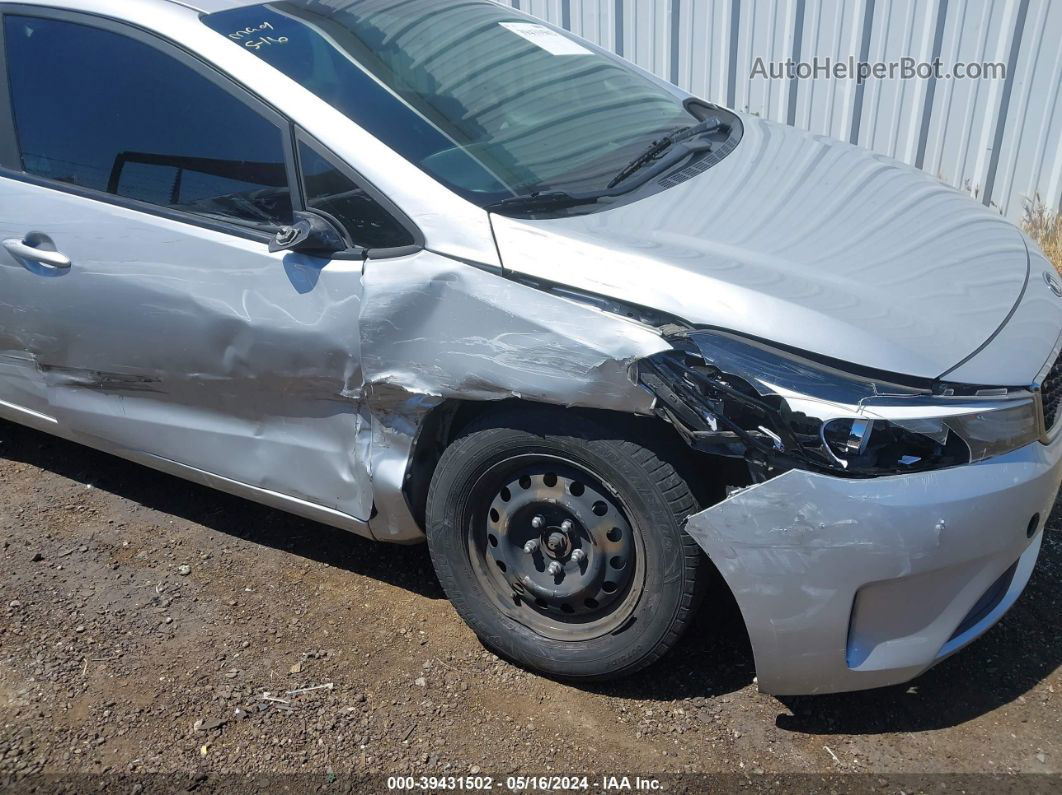 2017 Kia Forte Lx Silver vin: 3KPFK4A72HE011494