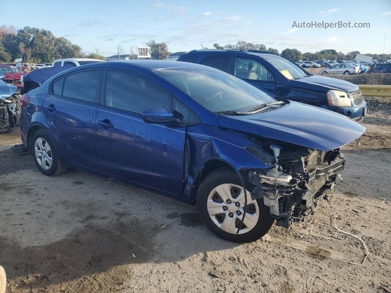 2017 Kia Forte Lx Blue vin: 3KPFK4A72HE017599