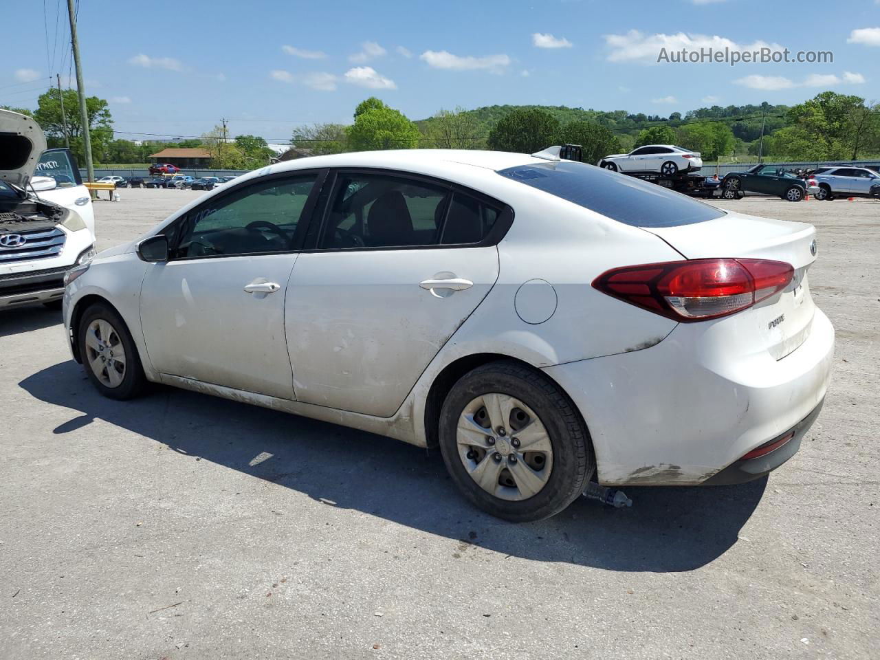 2017 Kia Forte Lx White vin: 3KPFK4A72HE122336