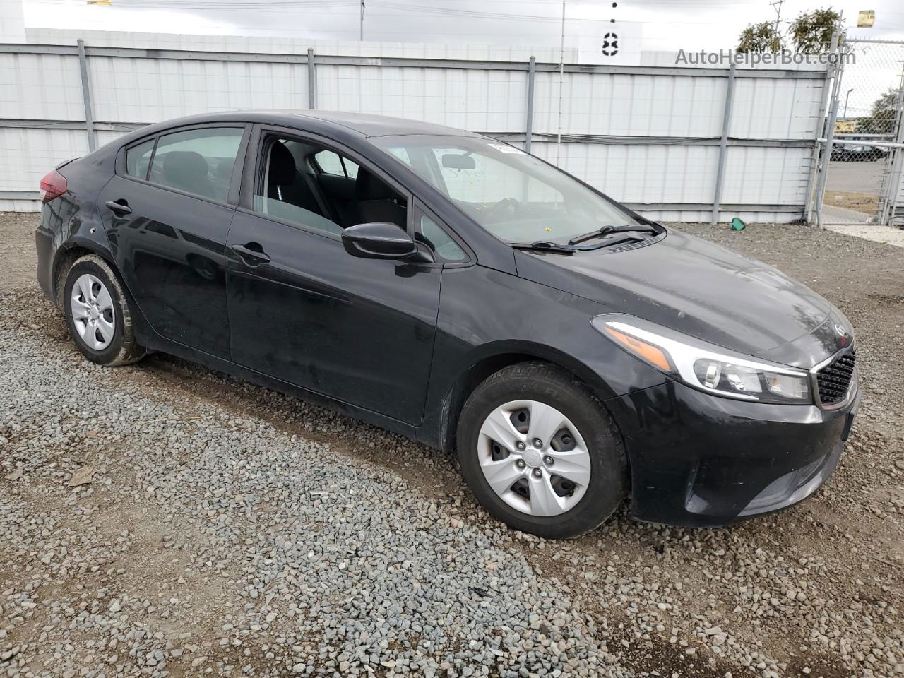 2017 Kia Forte Lx Black vin: 3KPFK4A72HE129268