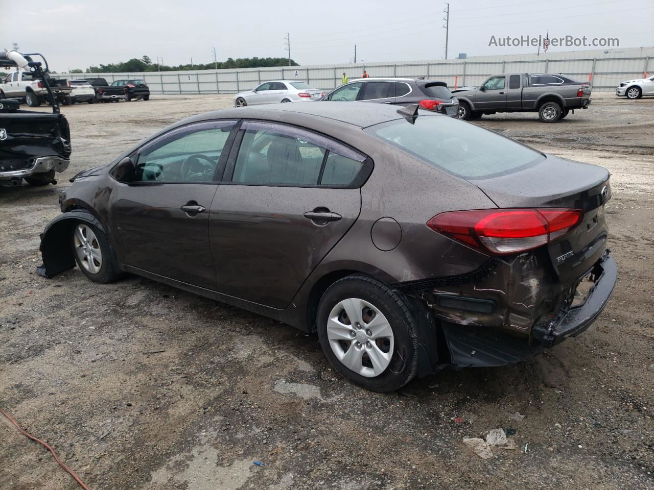 2017 Kia Forte Lx Brown vin: 3KPFK4A72HE152114