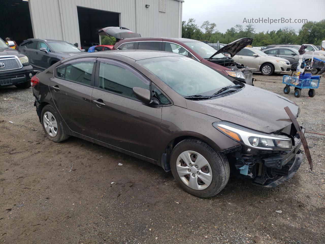 2017 Kia Forte Lx Brown vin: 3KPFK4A72HE152114