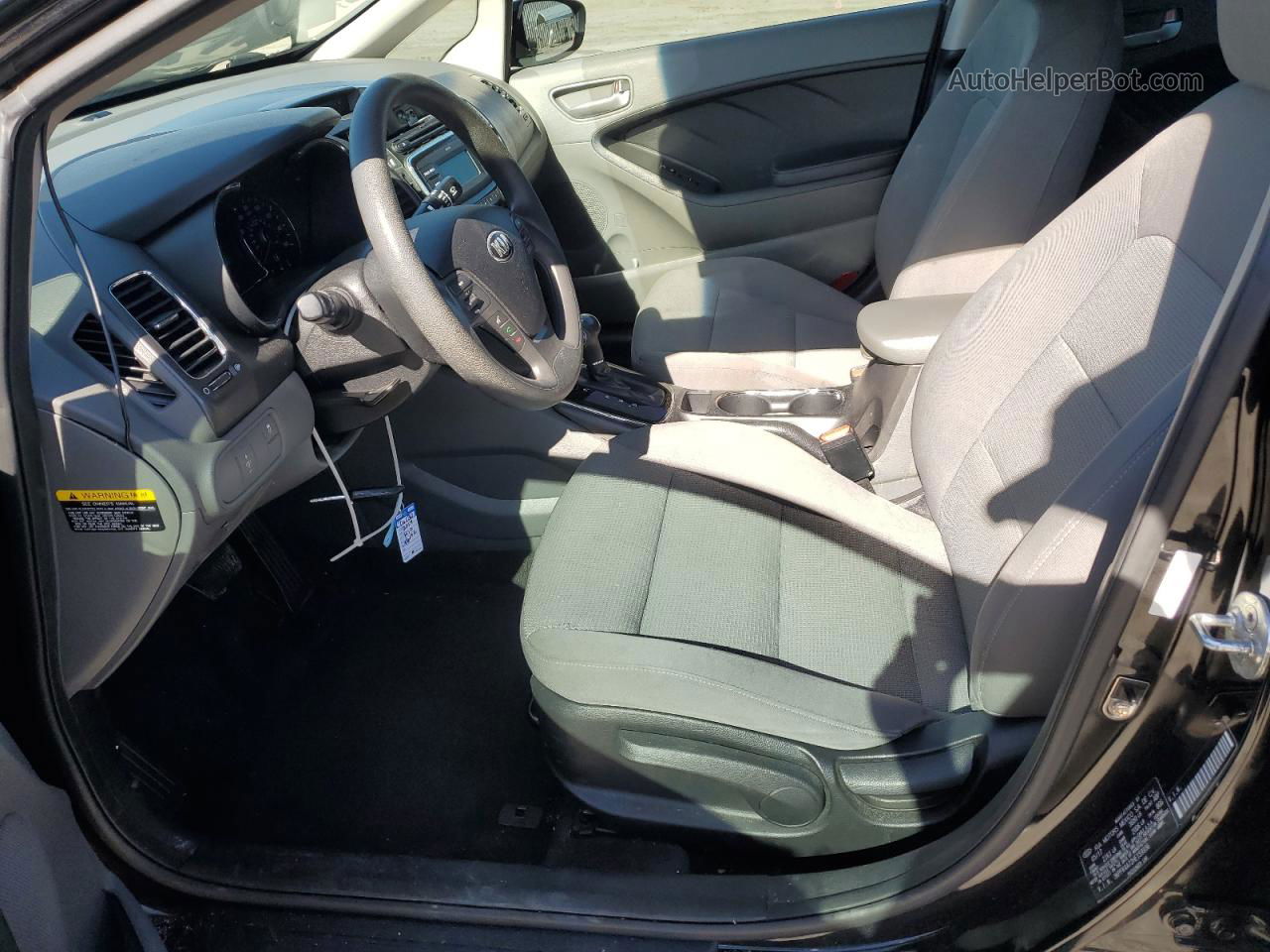 2017 Kia Forte Lx Черный vin: 3KPFK4A72HE159936