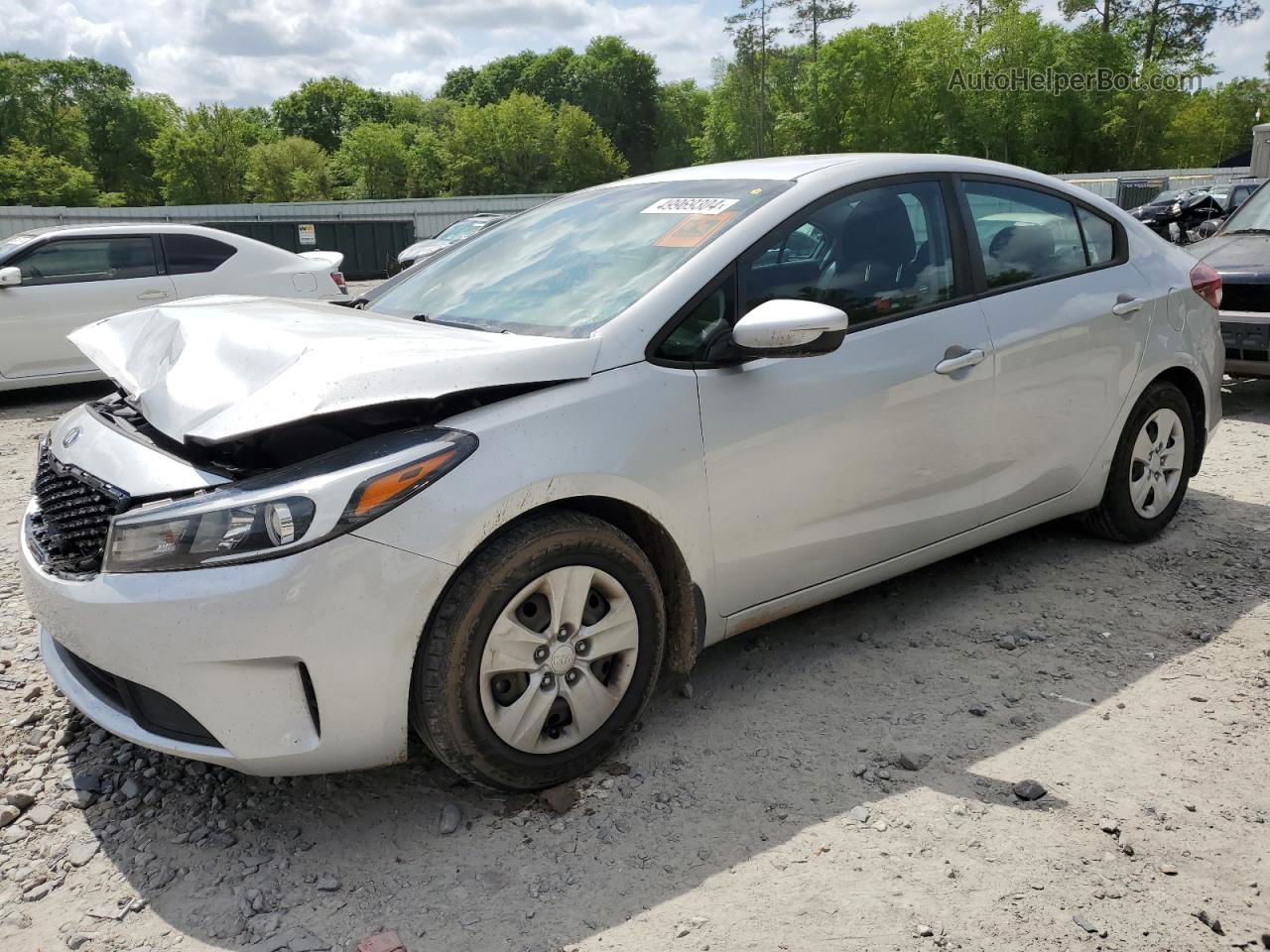 2018 Kia Forte Lx Silver vin: 3KPFK4A72JE217680