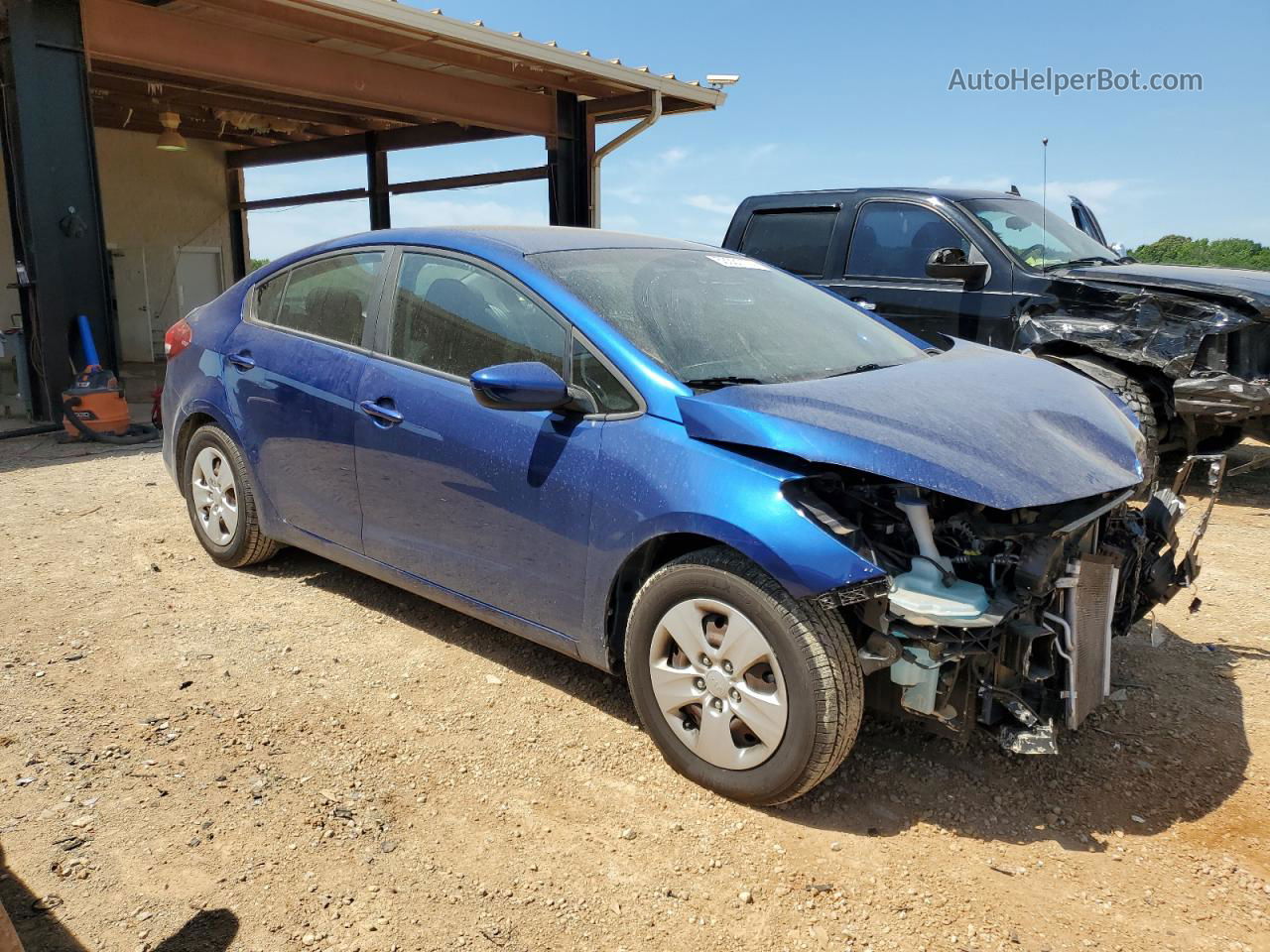 2018 Kia Forte Lx Синий vin: 3KPFK4A72JE238383