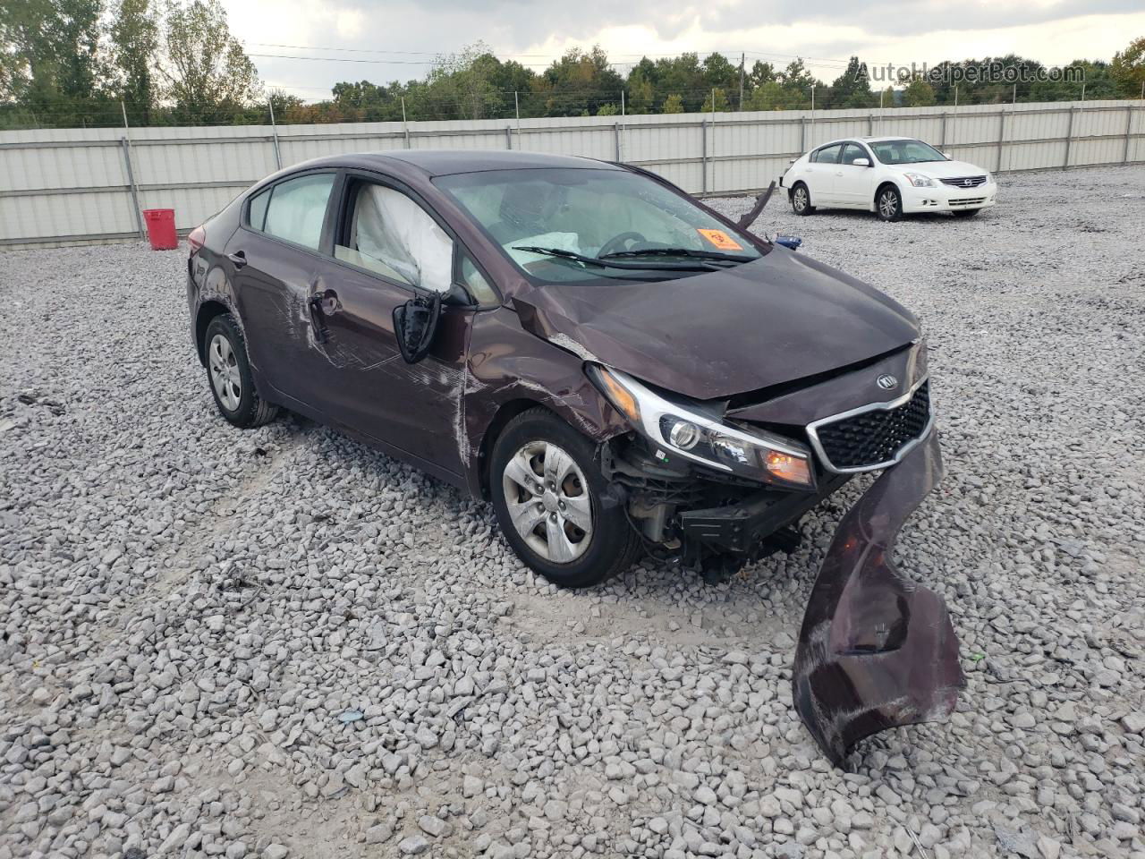 2018 Kia Forte Lx Maroon vin: 3KPFK4A72JE271383