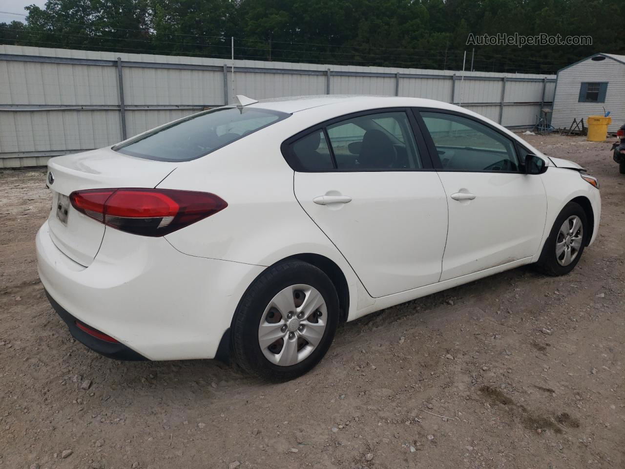 2017 Kia Forte Lx White vin: 3KPFK4A73HE083434