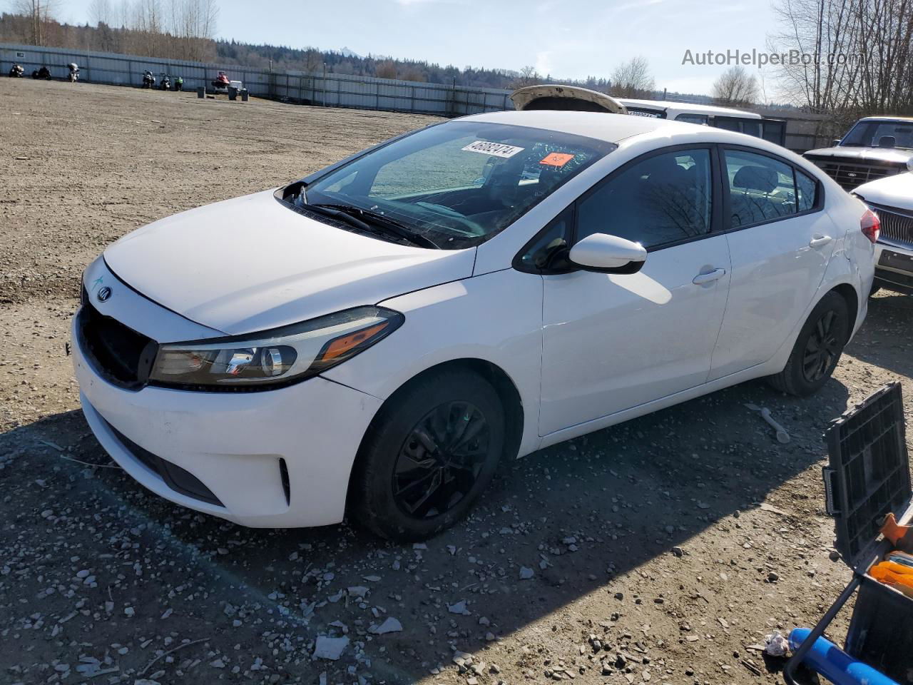 2017 Kia Forte Lx White vin: 3KPFK4A73HE159413