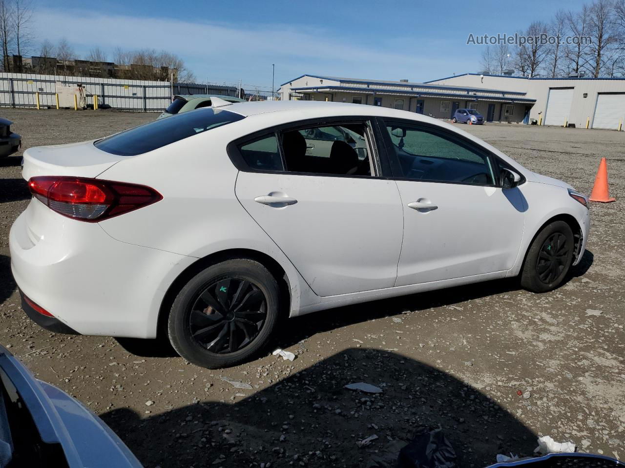 2017 Kia Forte Lx White vin: 3KPFK4A73HE159413