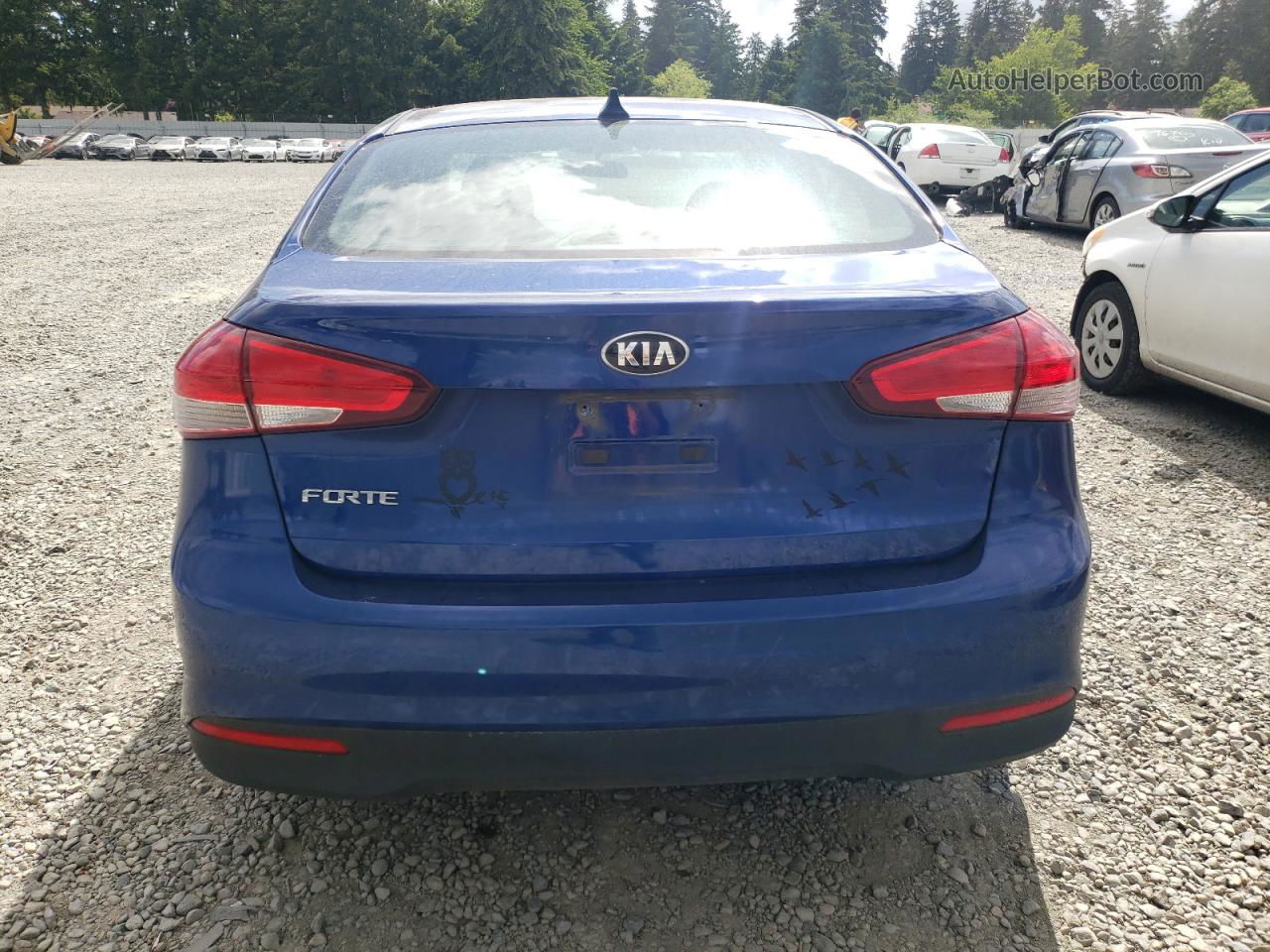 2018 Kia Forte Lx Blue vin: 3KPFK4A73JE168148