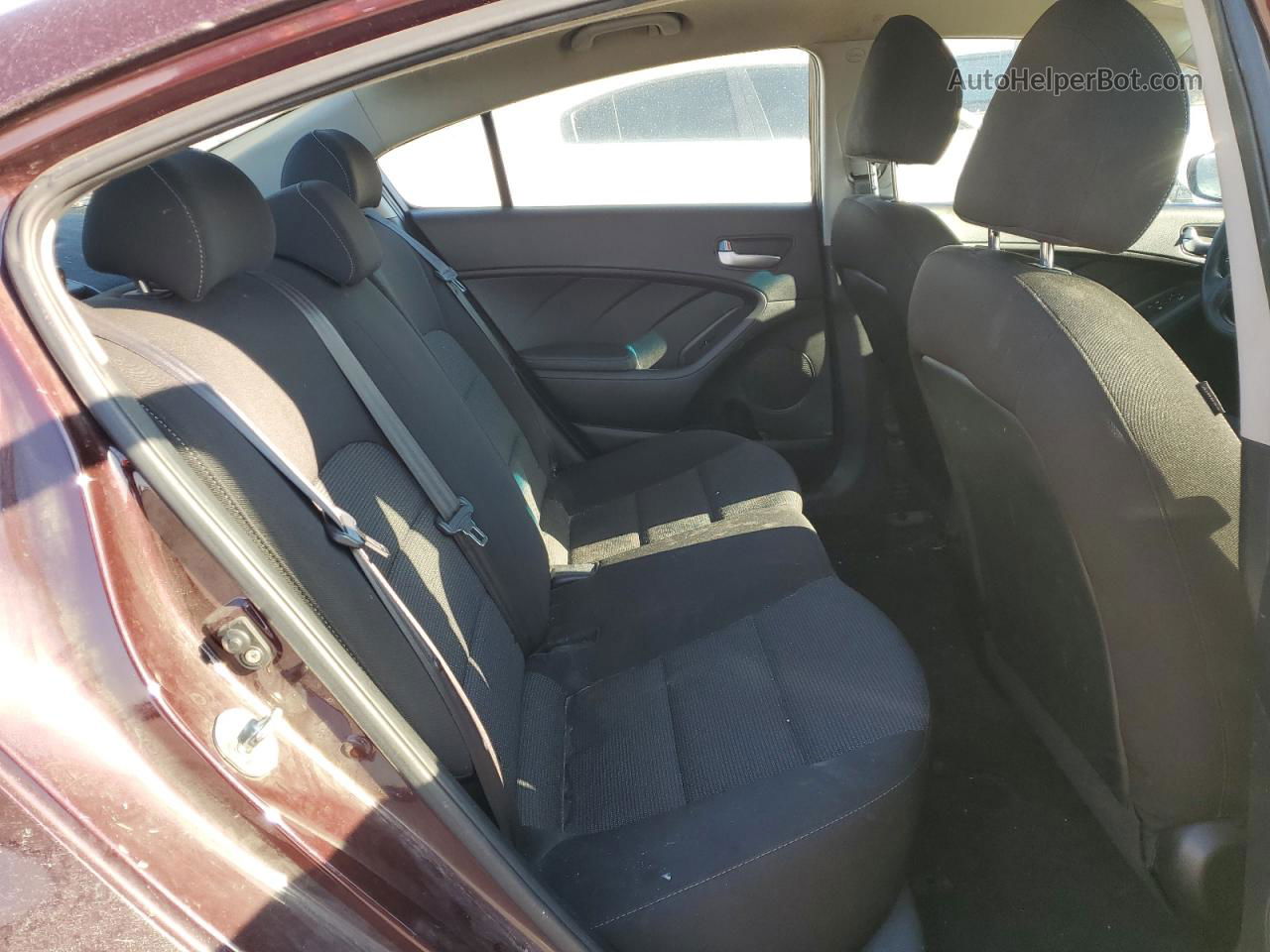 2018 Kia Forte Lx Maroon vin: 3KPFK4A73JE245052