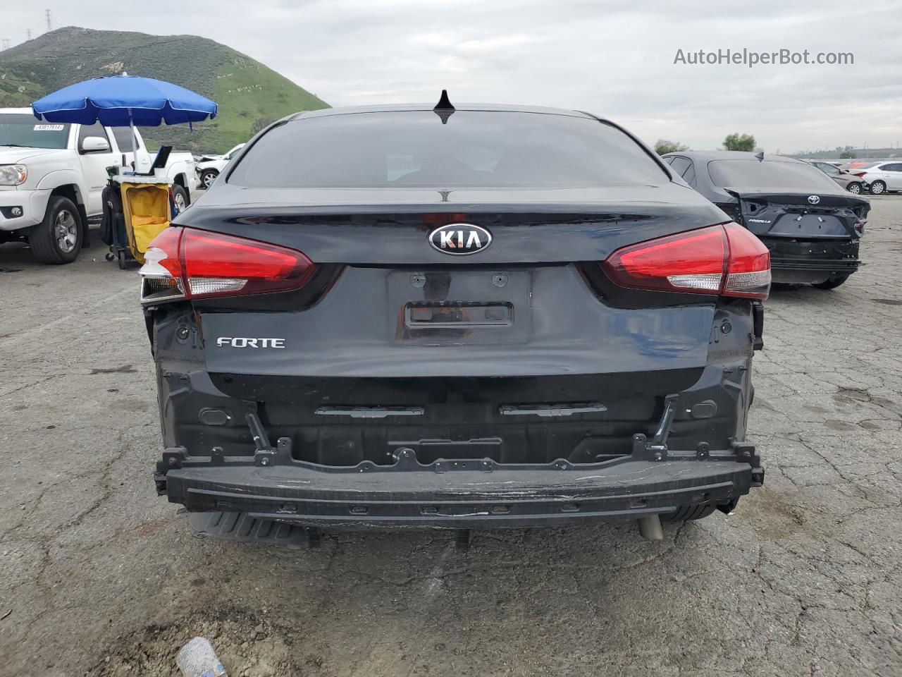 2018 Kia Forte Lx Black vin: 3KPFK4A73JE251658