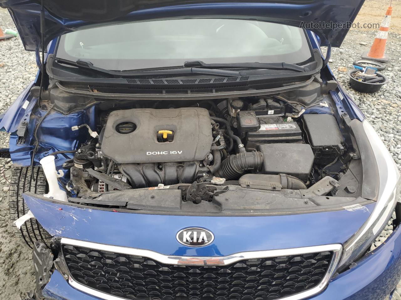 2018 Kia Forte Lx Blue vin: 3KPFK4A73JE283333