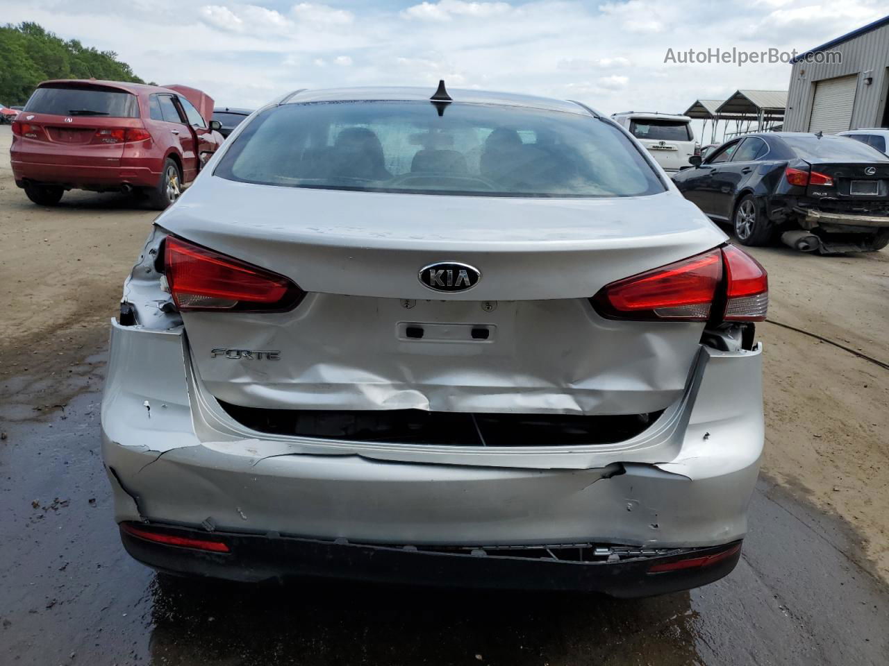 2017 Kia Forte Lx Silver vin: 3KPFK4A74HE053875