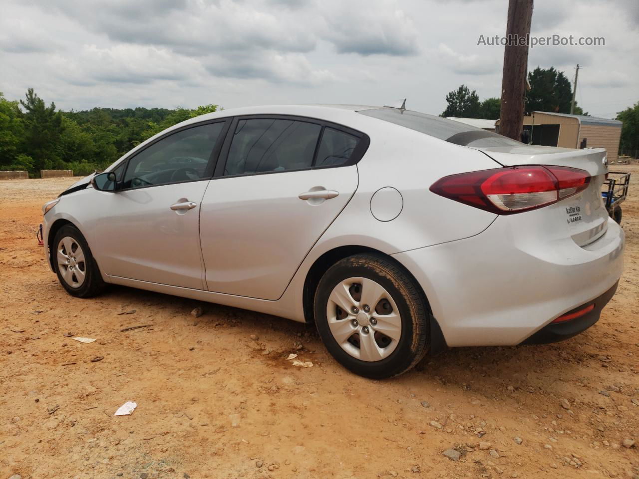 2017 Kia Forte Lx Silver vin: 3KPFK4A74HE091445