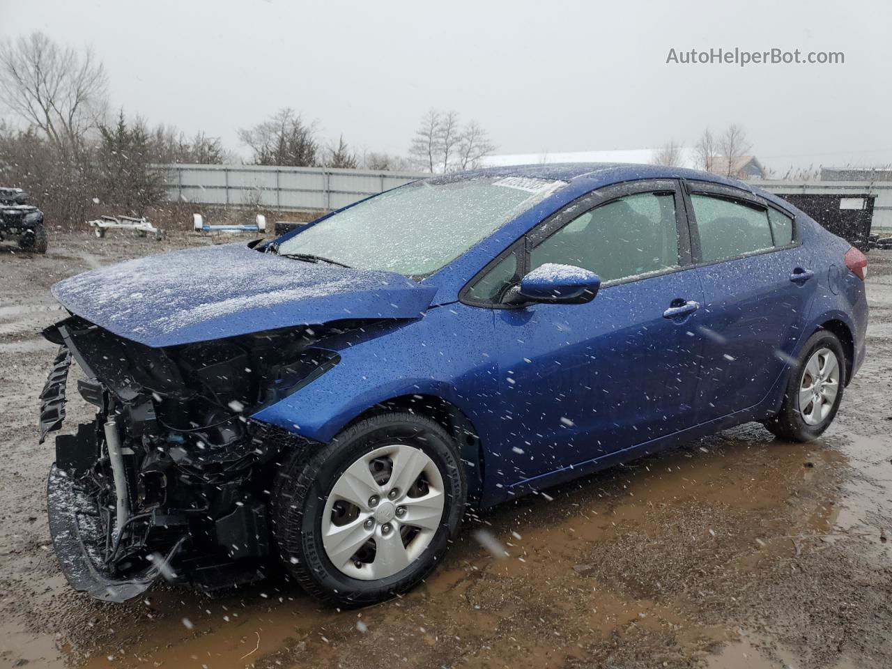 2018 Kia Forte Lx Синий vin: 3KPFK4A74JE210553