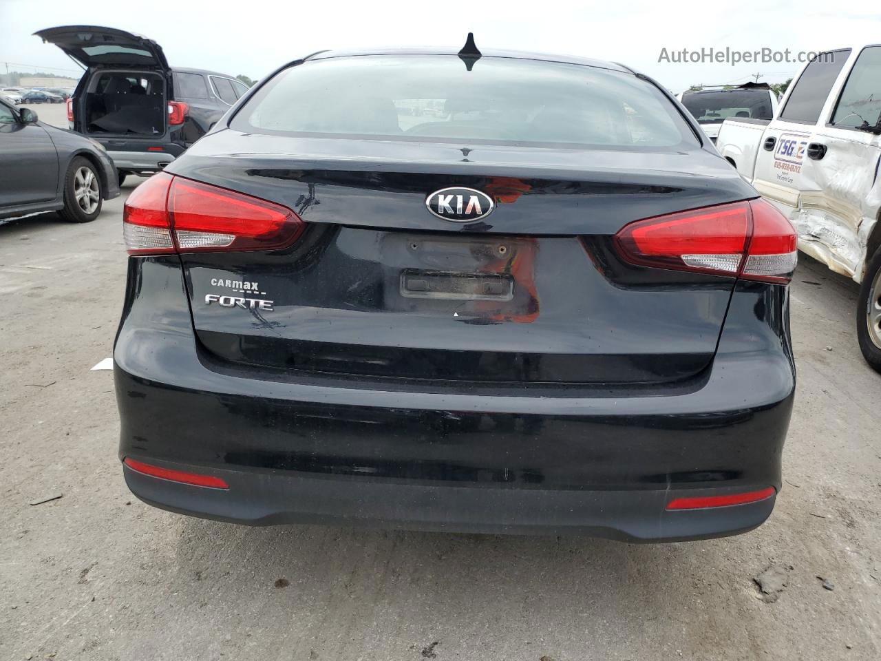 2018 Kia Forte Lx Black vin: 3KPFK4A74JE229555