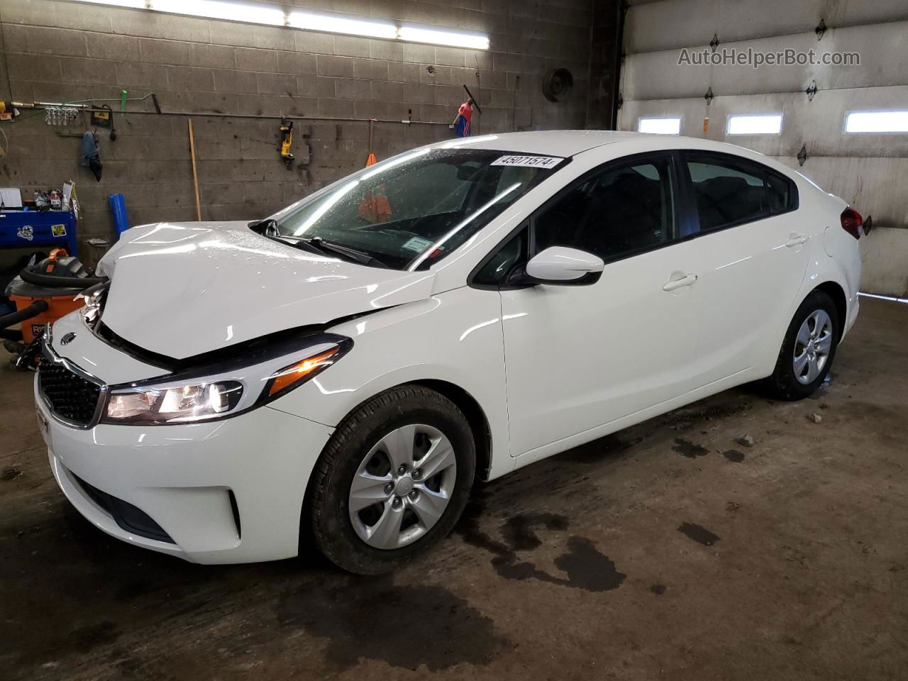 2018 Kia Forte Lx White vin: 3KPFK4A74JE275810