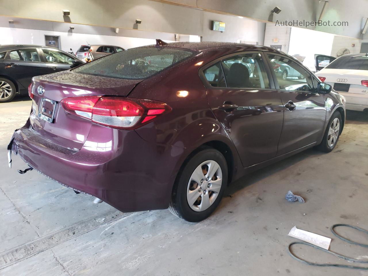 2017 Kia Forte Lx Burgundy vin: 3KPFK4A75HE054064