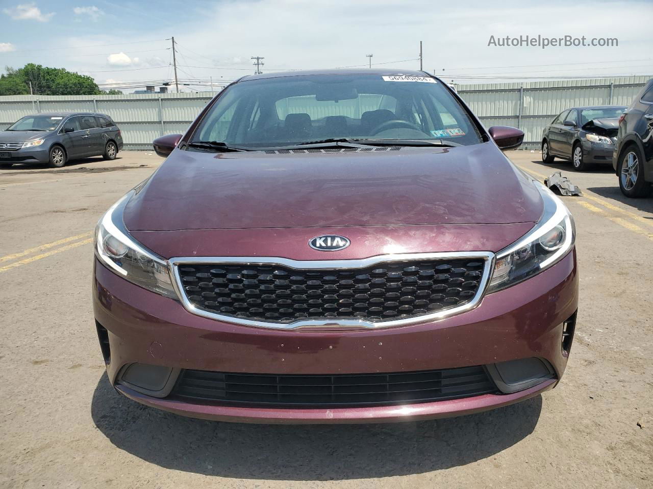 2017 Kia Forte Lx Maroon vin: 3KPFK4A75HE147022