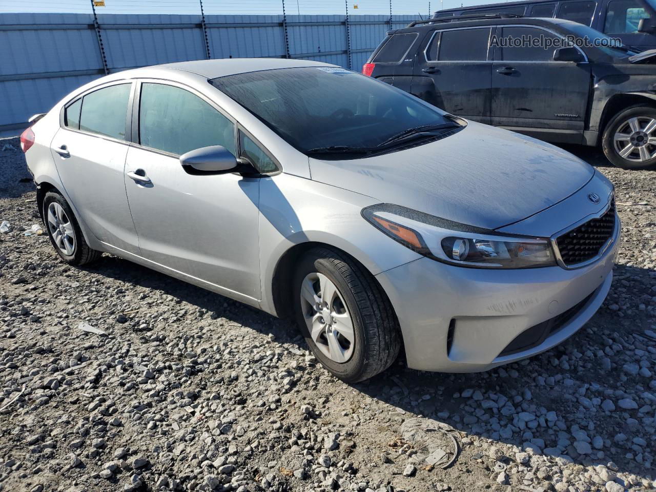 2018 Kia Forte Lx Silver vin: 3KPFK4A75JE211338