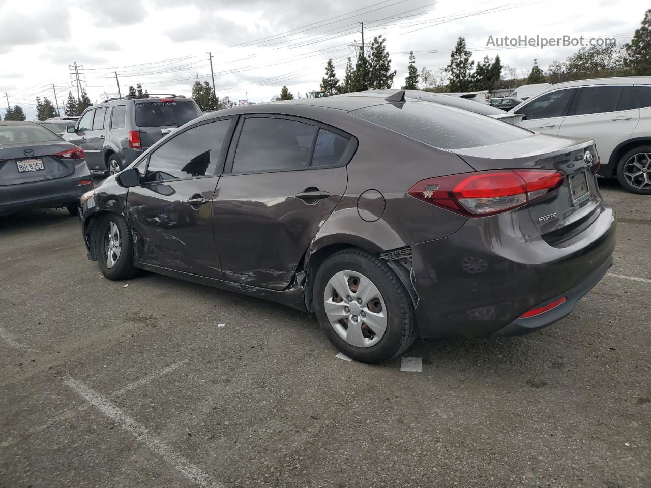 2018 Kia Forte Lx Brown vin: 3KPFK4A75JE226048