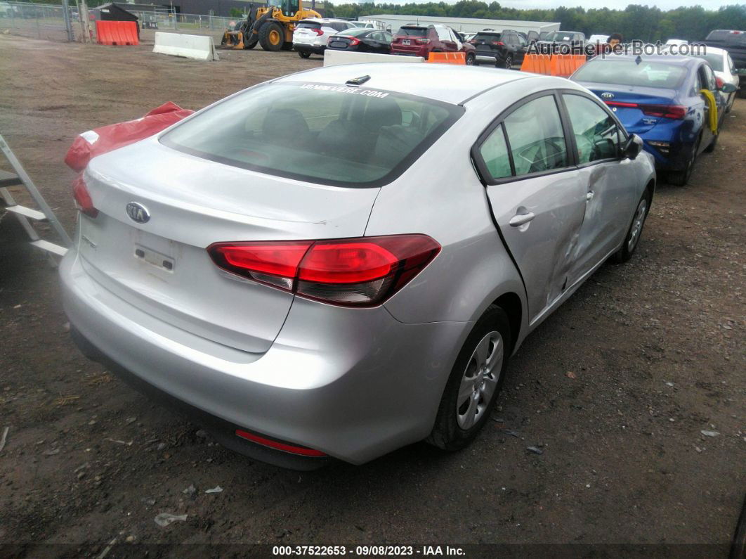 2018 Kia Forte Lx Silver vin: 3KPFK4A75JE227622