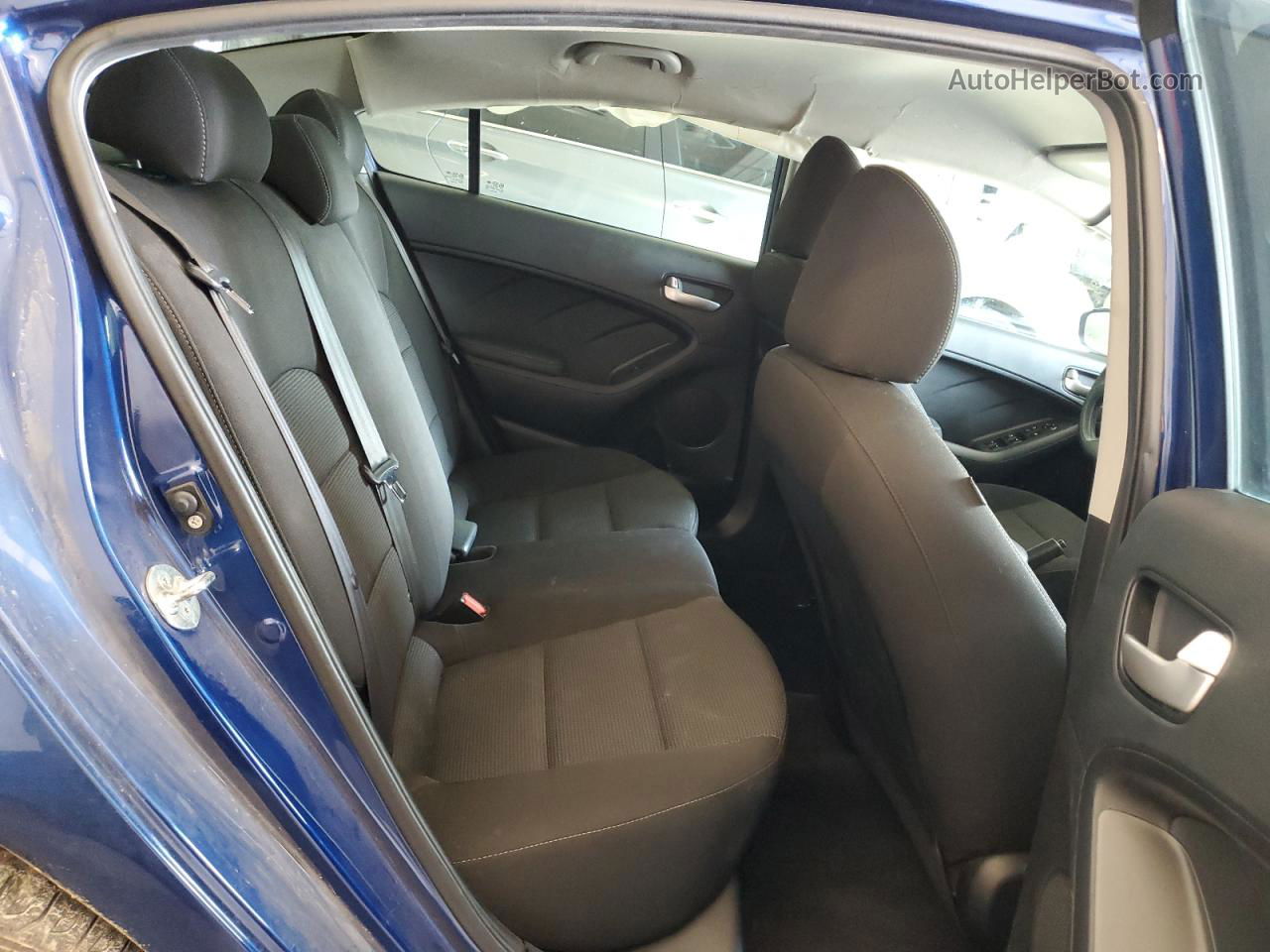 2018 Kia Forte Lx Blue vin: 3KPFK4A75JE258465