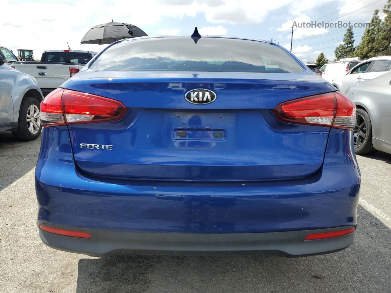 2017 Kia Forte Lx Blue vin: 3KPFK4A76HE037435