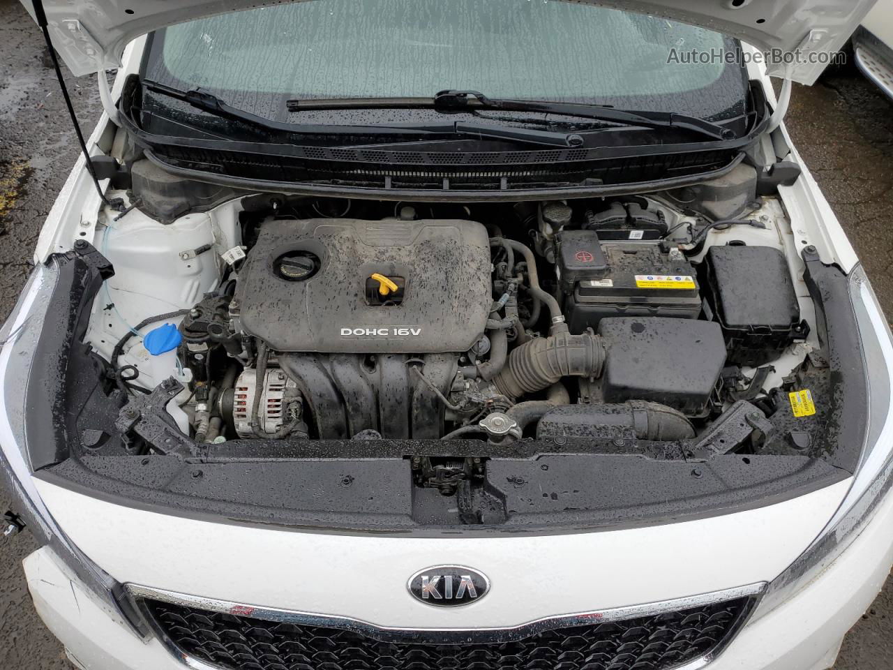 2017 Kia Forte Lx Белый vin: 3KPFK4A76HE038214