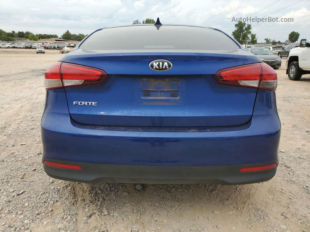 2017 Kia Forte Lx Синий vin: 3KPFK4A76HE072816