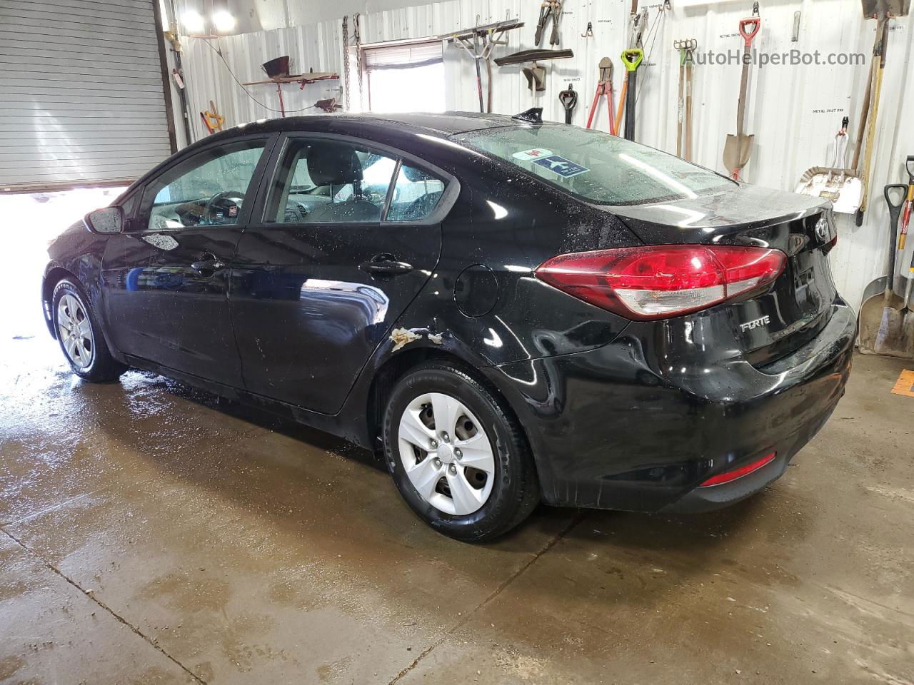 2018 Kia Forte Lx Black vin: 3KPFK4A76JE165440