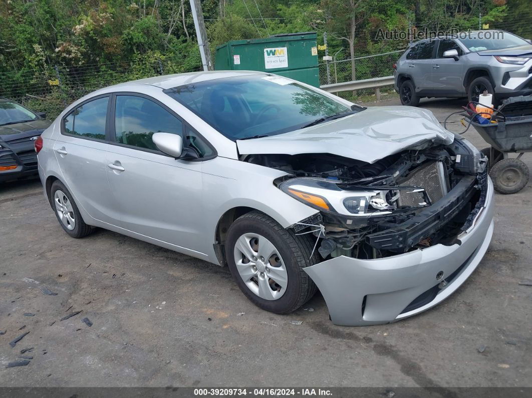 2018 Kia Forte Lx Silver vin: 3KPFK4A76JE246583