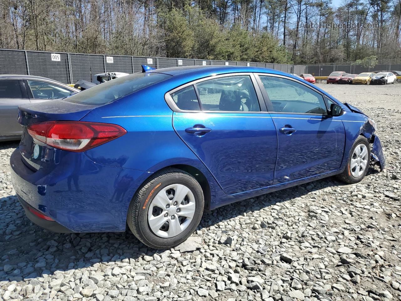 2018 Kia Forte Lx Синий vin: 3KPFK4A76JE257020