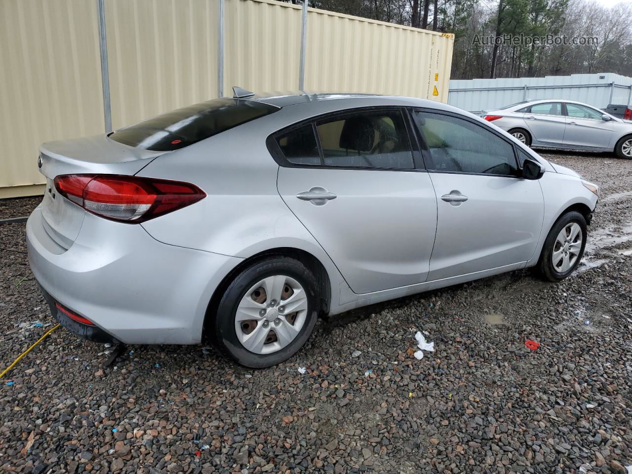 2017 Kia Forte Lx Silver vin: 3KPFK4A77HE017033