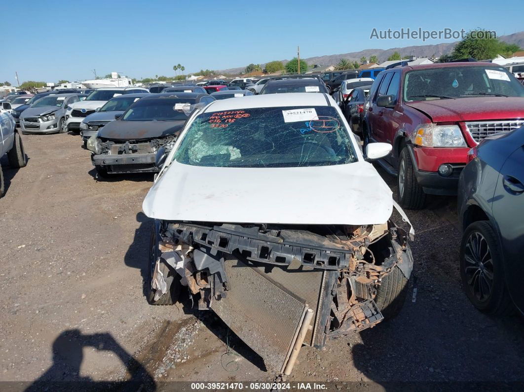 2017 Kia Forte Lx Белый vin: 3KPFK4A77HE053370